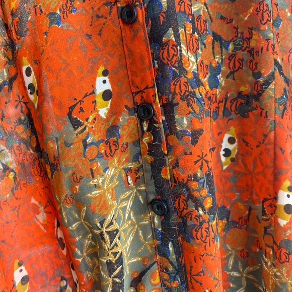 Chiffon button down blouse - Picture 4 of 4